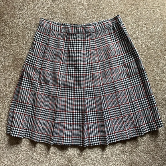 Dresses & Skirts - Vintage 90’s plaid pleated uniform skirt